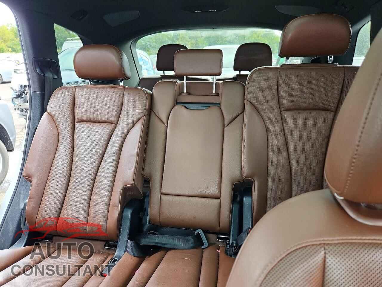 AUDI Q7 2017 - WA1VAAF75HD037637