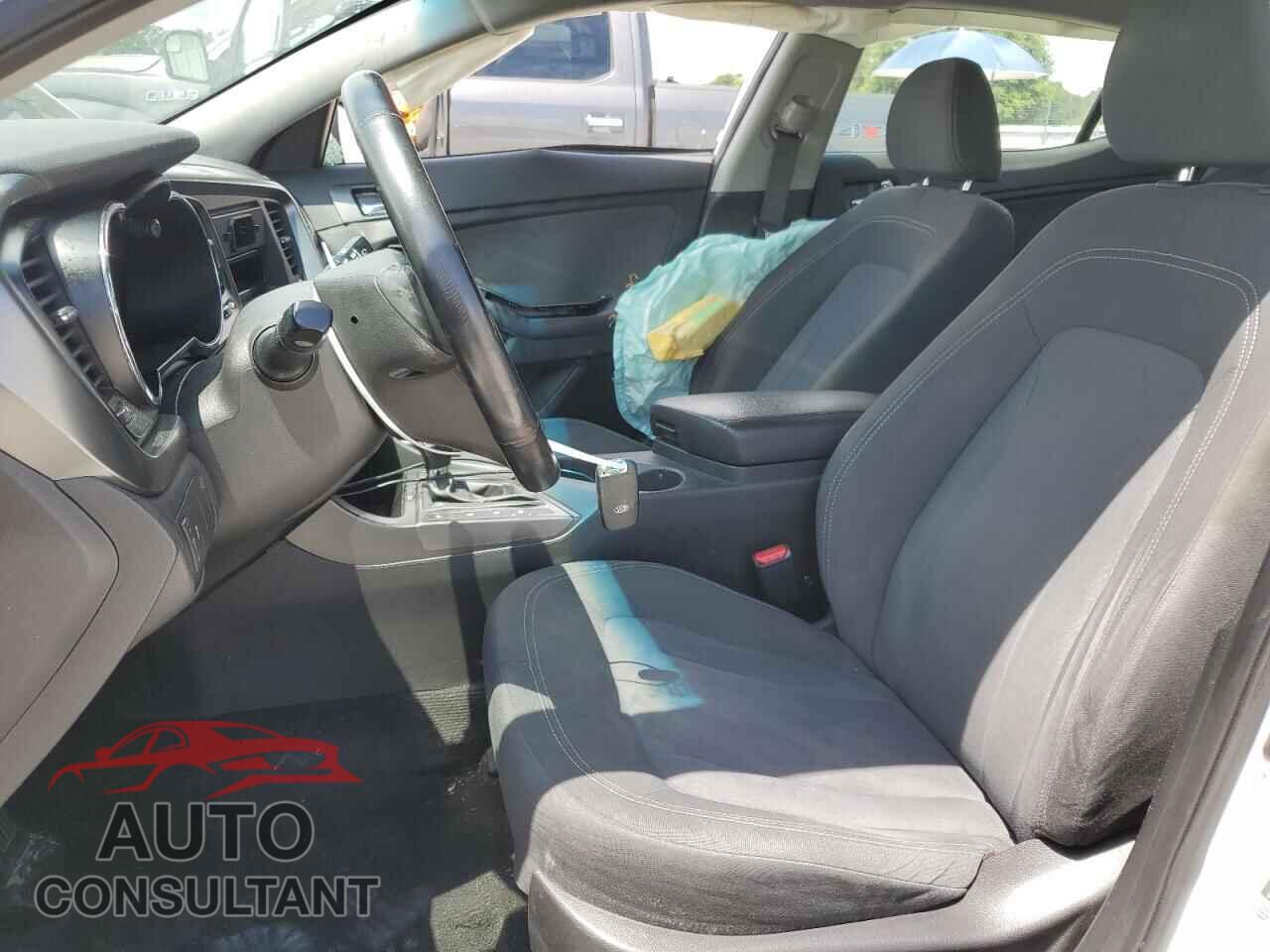 KIA OPTIMA 2012 - KNAGM4AD3C5028004