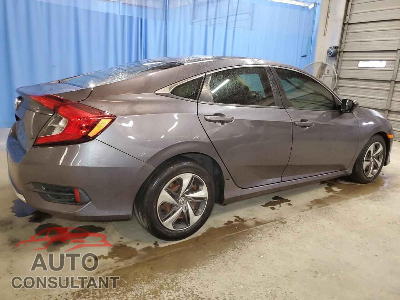 HONDA CIVIC 2019 - 2HGFC2F63KH558465