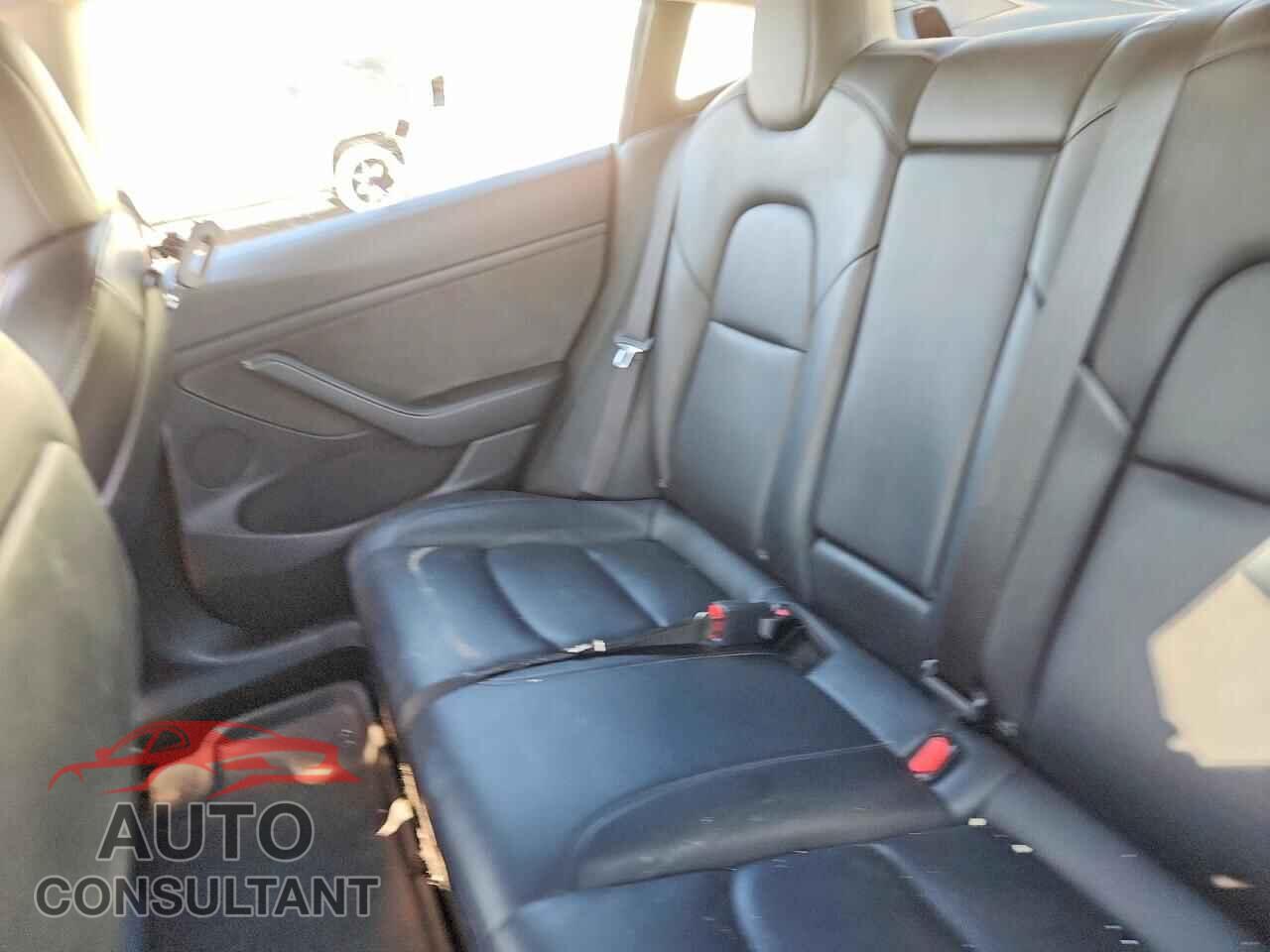 TESLA MODEL 3 2022 - 5YJ3E1EA1NF190843