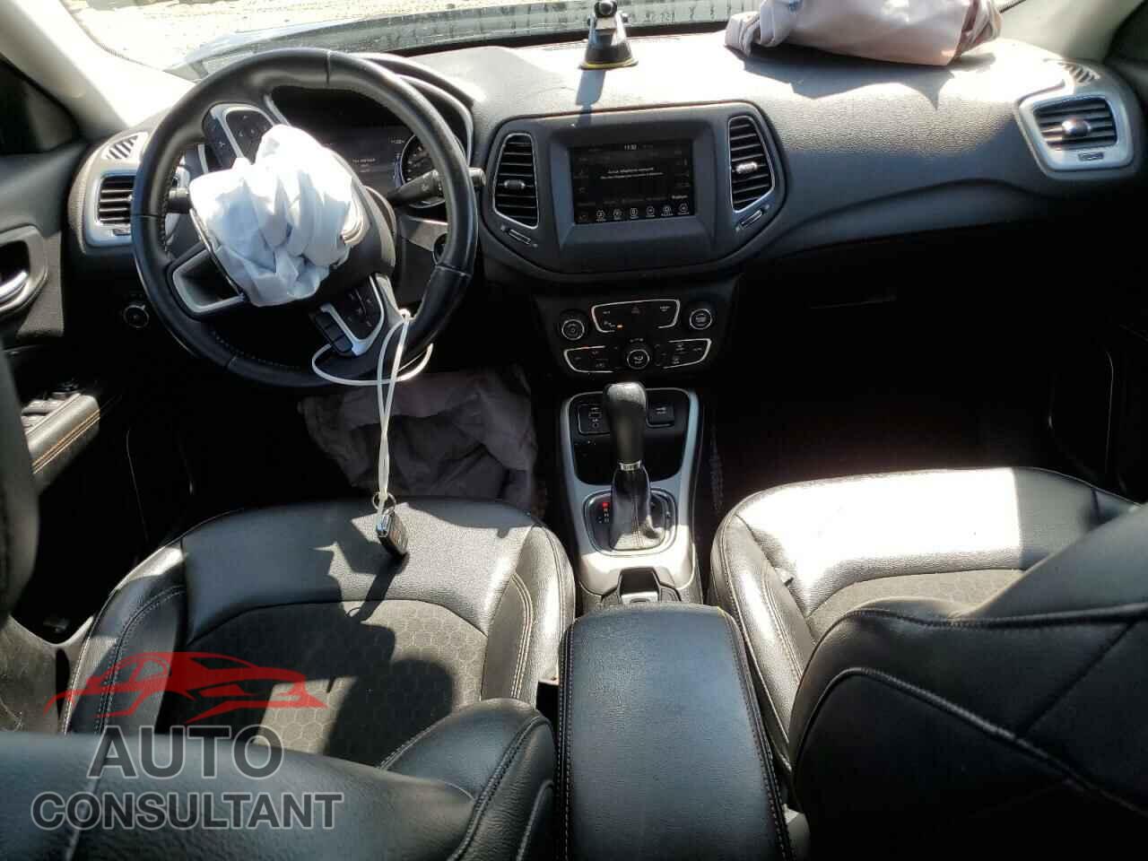 JEEP COMPASS 2018 - 3C4NJCBB3JT233698