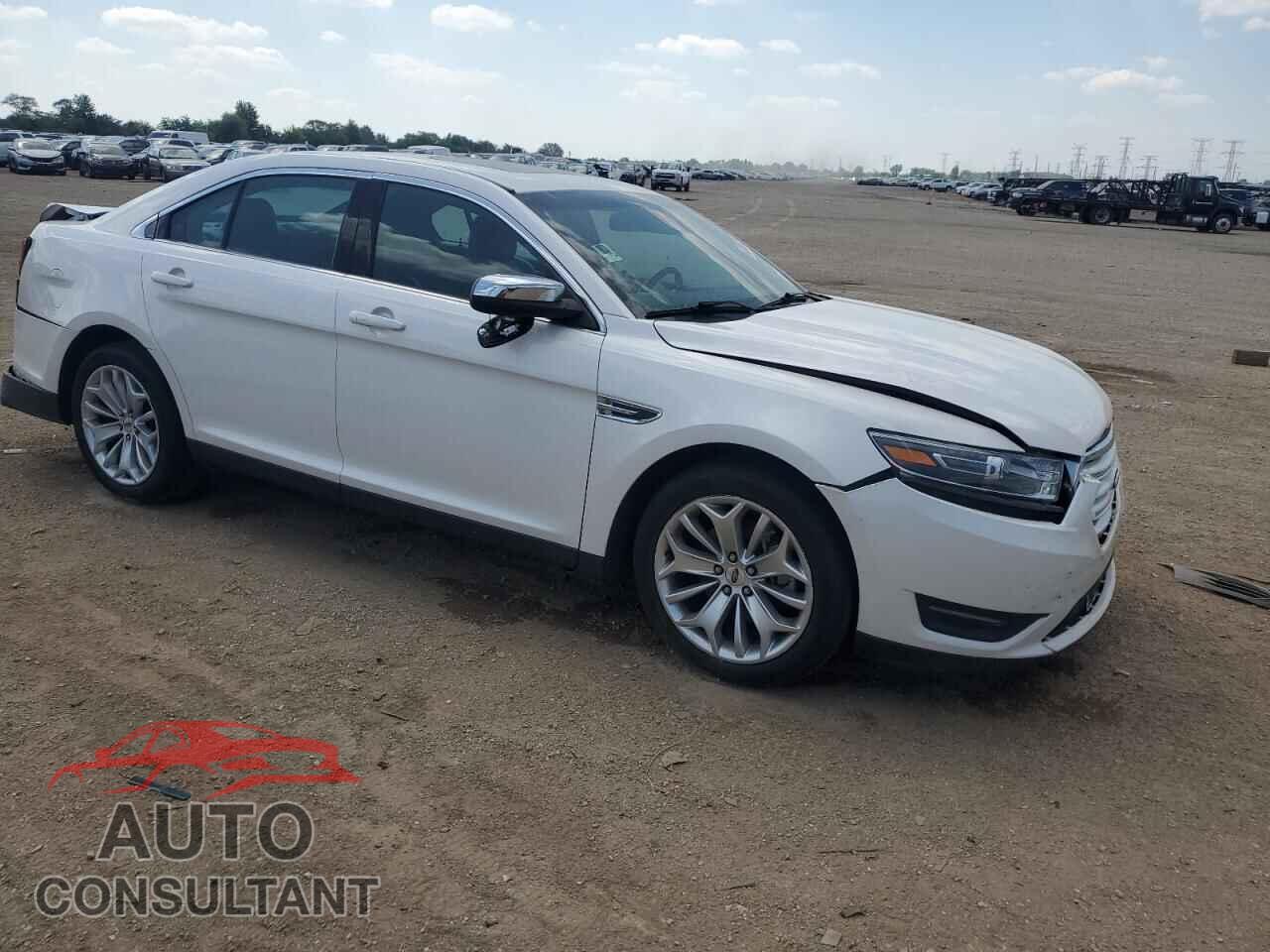 FORD TAURUS 2017 - 1FAHP2J88HG116828