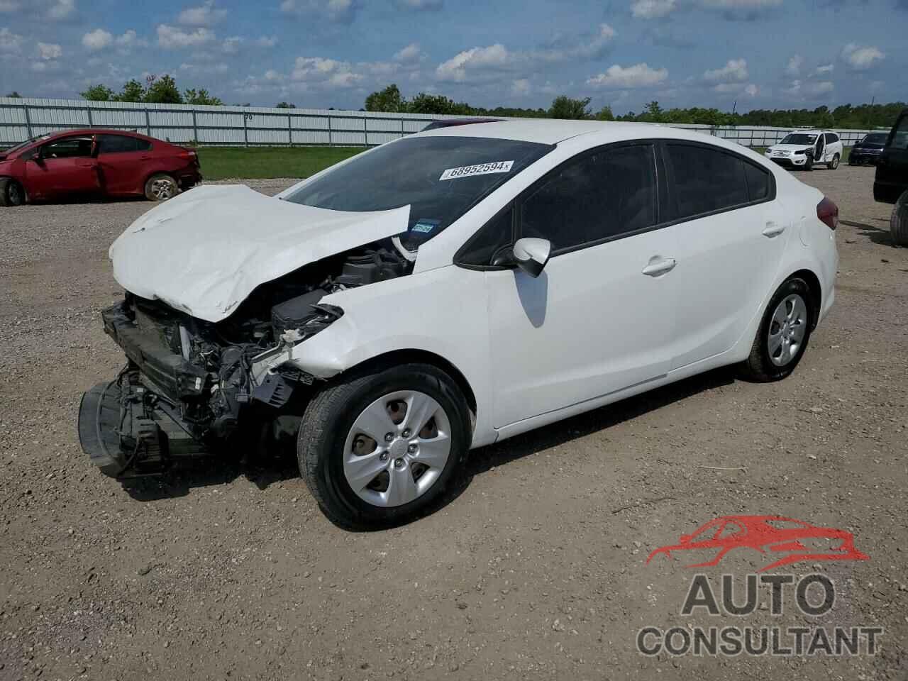 KIA FORTE 2018 - 3KPFL4A76JE217713