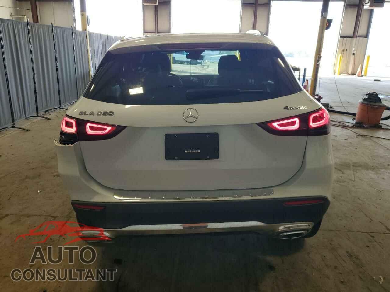 MERCEDES-BENZ GLA-CLASS 2022 - W1N4N4HB9NJ403274