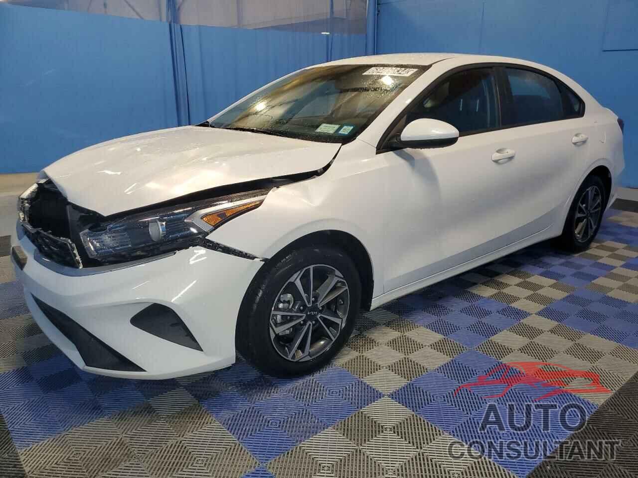 KIA FORTE 2024 - 3KPF24AD2RE787020