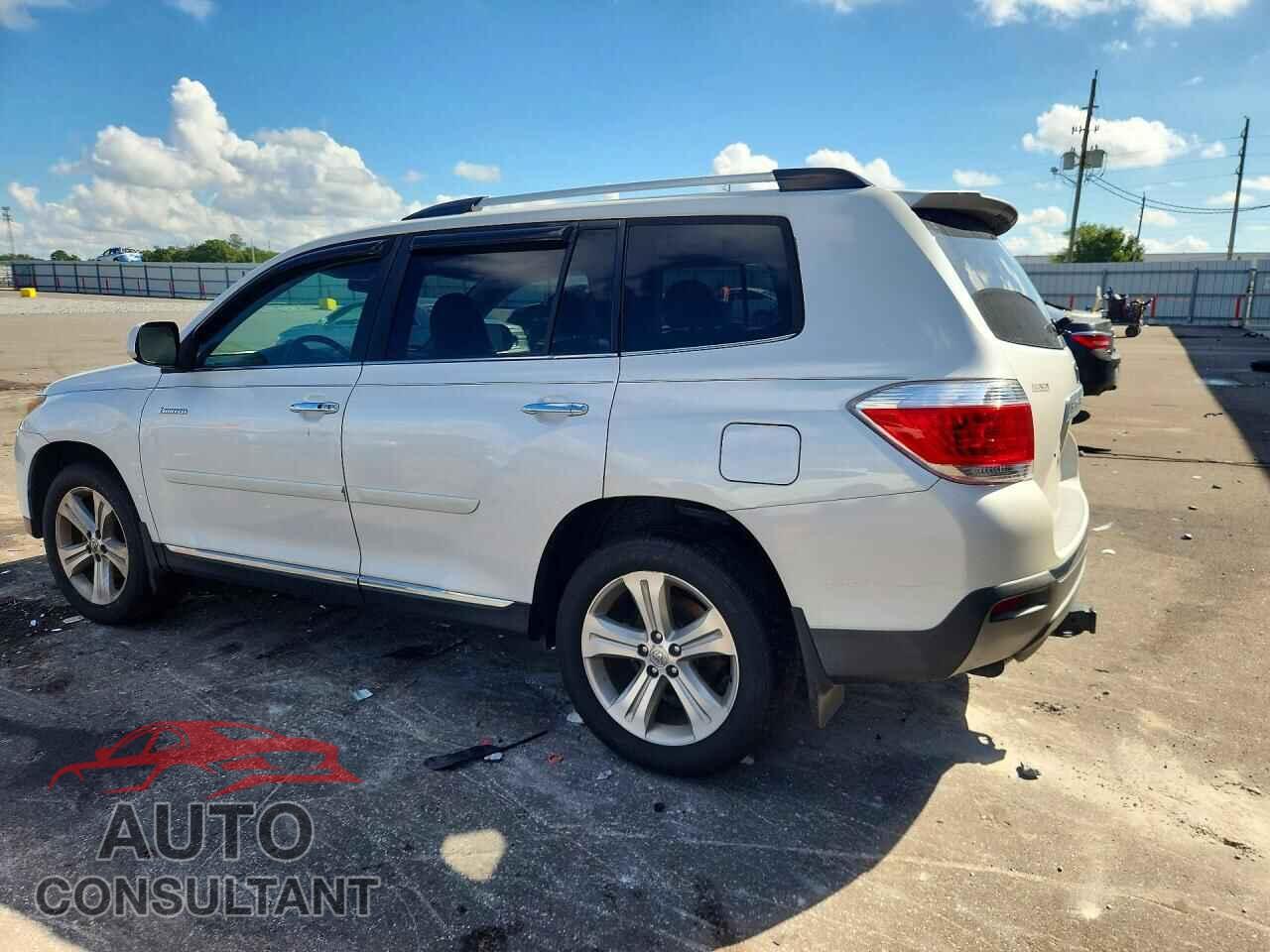TOYOTA HIGHLANDER 2013 - 5TDYK3EH8DS103070