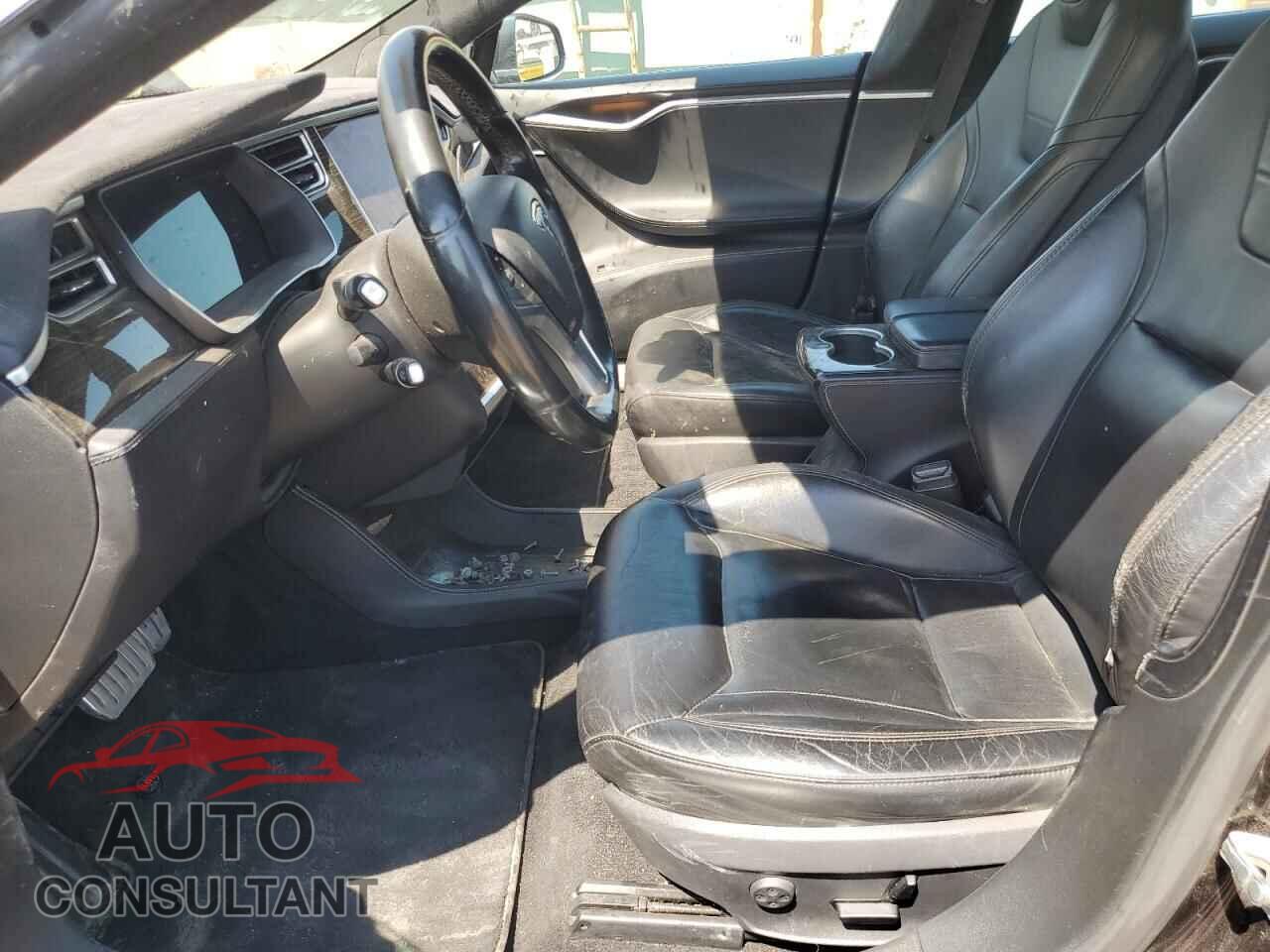 TESLA MODEL S 2015 - 5YJSA1E45FF115274