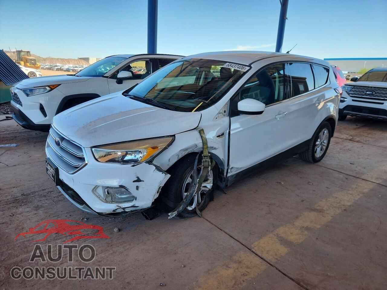 FORD ESCAPE 2019 - 1FMCU9GD7KUB31478