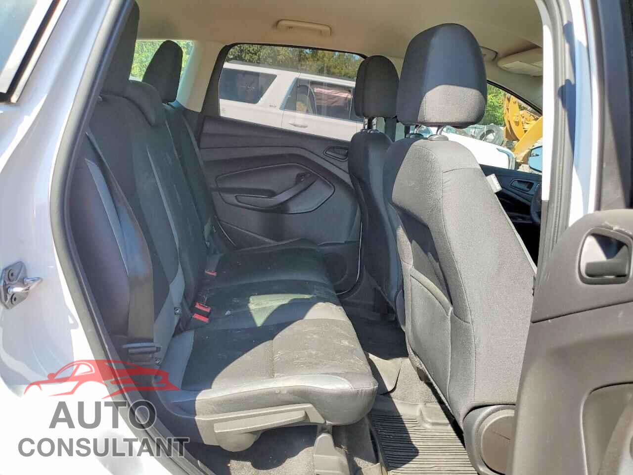 FORD ESCAPE 2015 - 1FMCU0F79FUC24984