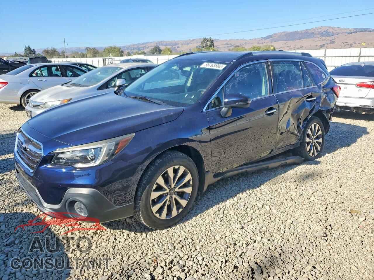 SUBARU OUTBACK 2018 - 4S4BSATC7J3221556