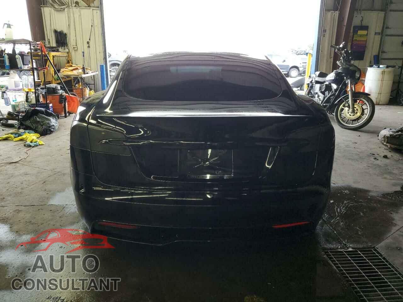 TESLA MODEL S 2022 - 5YJSA1E62NF459967