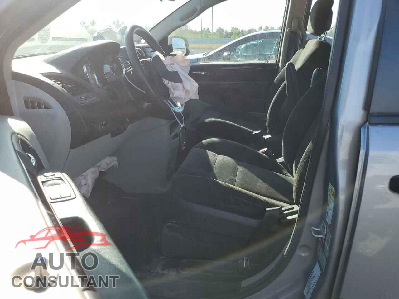 DODGE CARAVAN 2015 - 2C4RDGBGXFR537049