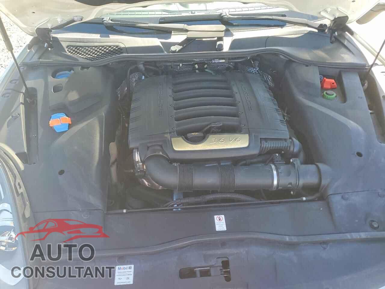 PORSCHE CAYENNE 2017 - WP1AA2A24HKA82424