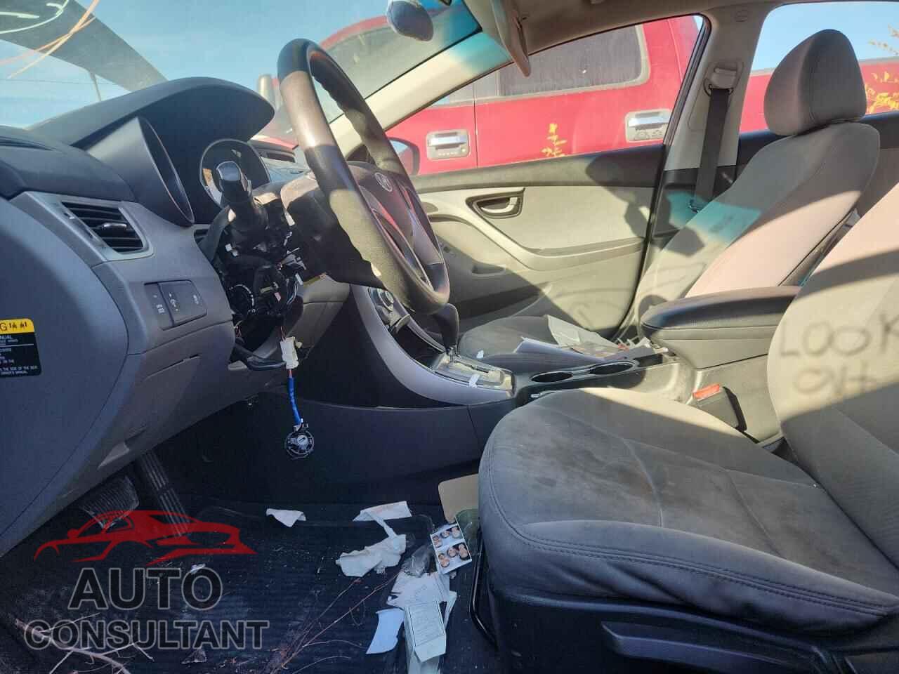 HYUNDAI ELANTRA 2013 - 5NPDH4AE2DH421870