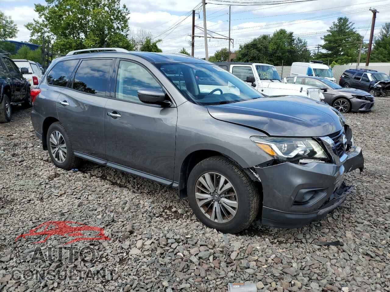 NISSAN PATHFINDER 2017 - 5N1DR2MM8HC622061