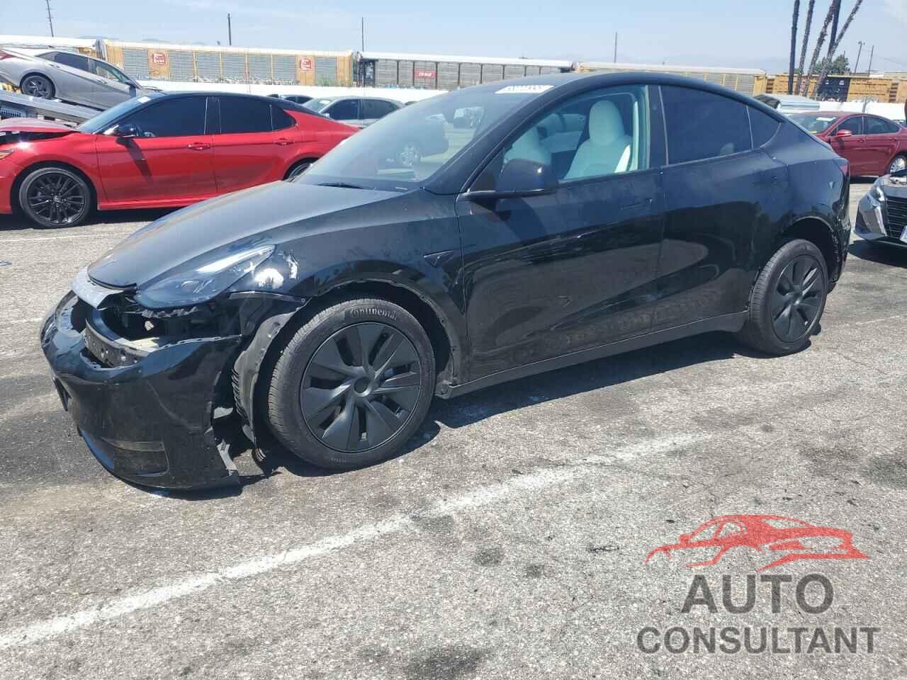 TESLA MODEL Y 2024 - 7SAYGDED0RF124191