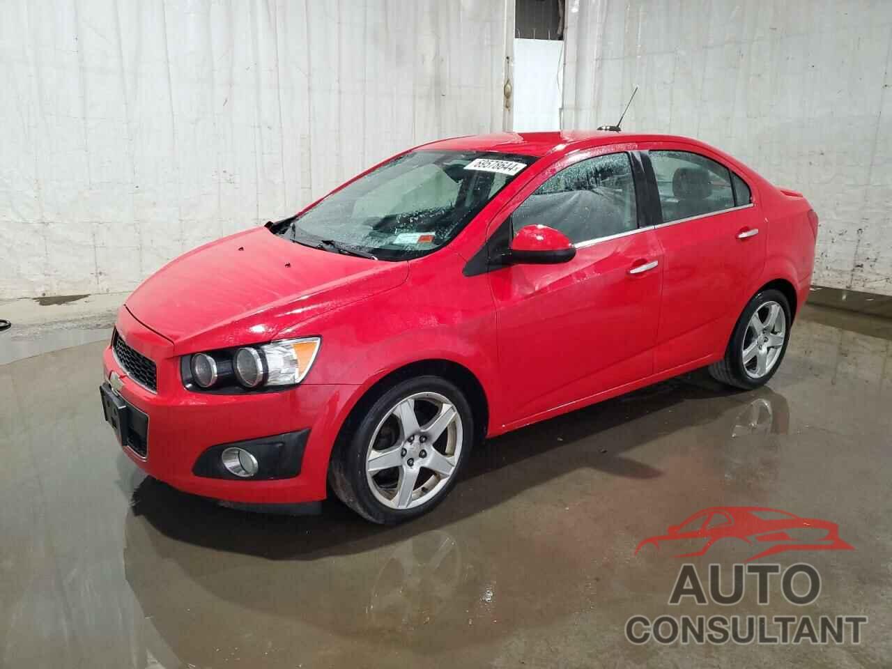 CHEVROLET SONIC 2015 - 1G1JE5SB6F4198501