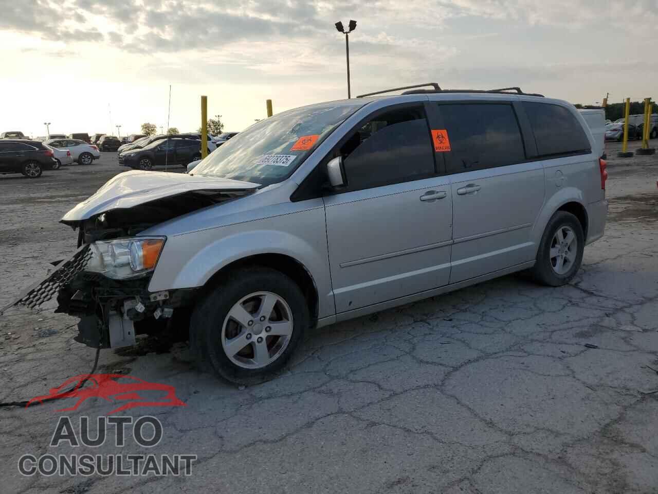 DODGE CARAVAN 2011 - 2D4RN3DG1BR640456