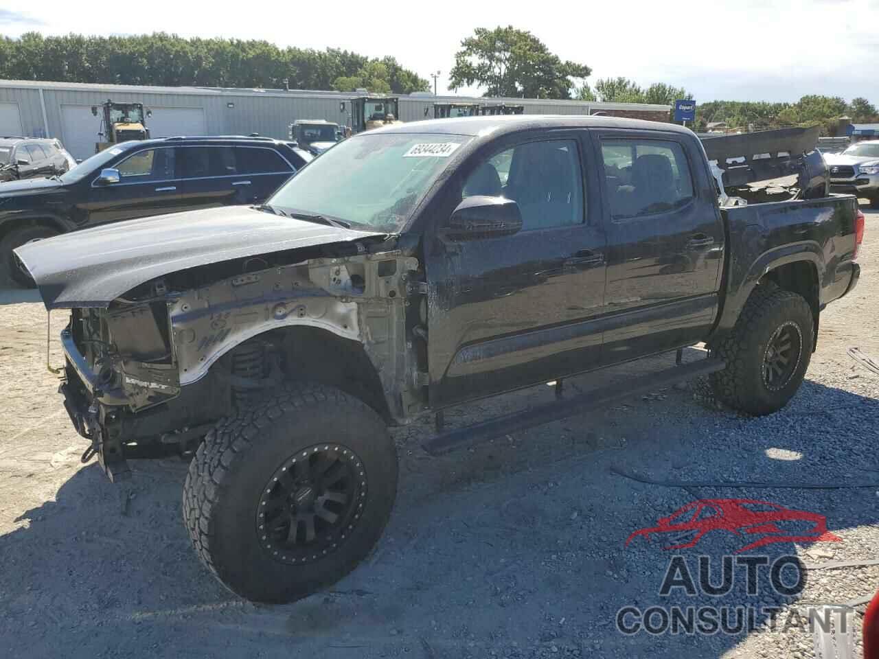 TOYOTA TACOMA 2018 - 3TMCZ5AN9JM138144