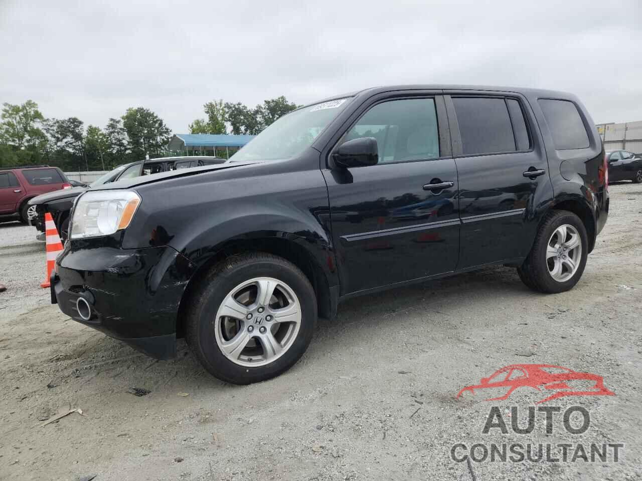 HONDA PILOT 2013 - 5FNYF4H42DB010861