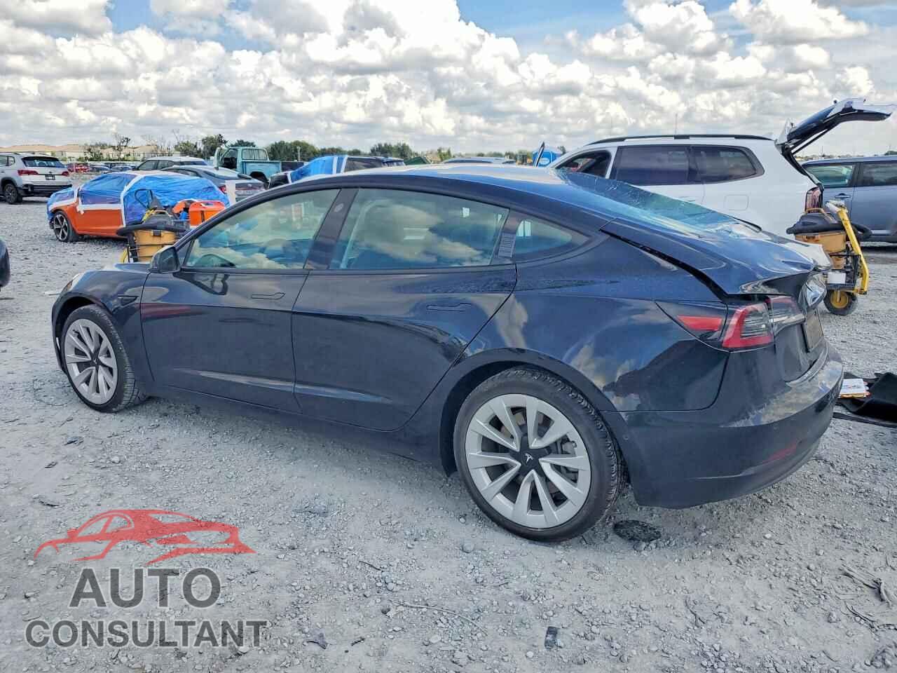 TESLA MODEL 3 2022 - 5YJ3E1EB8NF199189