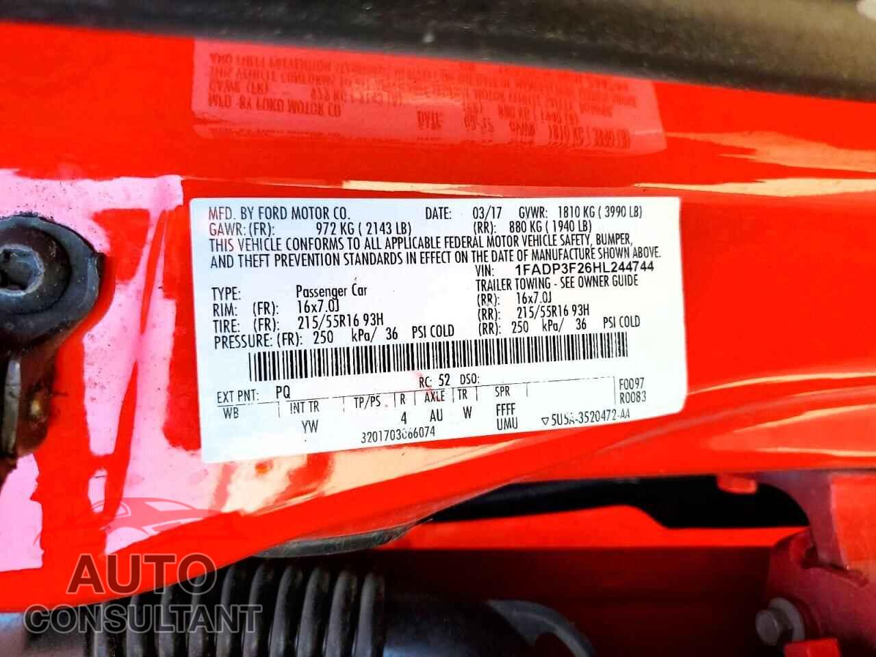 FORD FOCUS 2017 - 1FADP3F26HL244744
