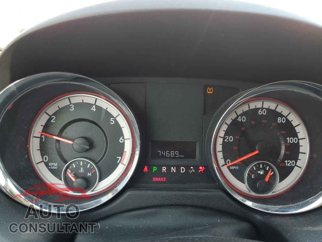 DODGE CARAVAN 2011 - 2D4RN4DG6BR700463