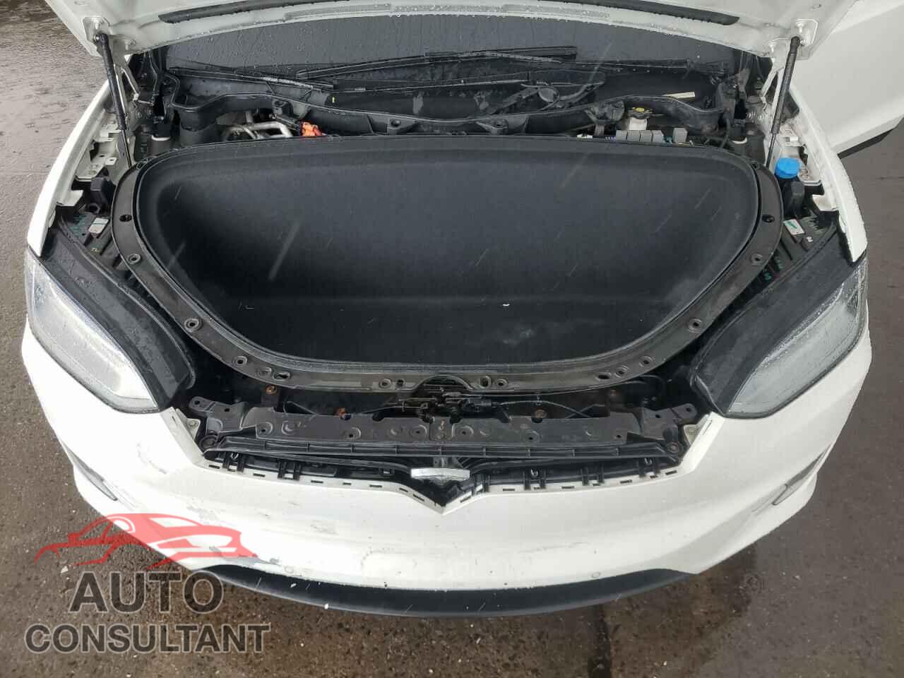 TESLA MODEL X 2016 - 5YJXCBE20GF005299