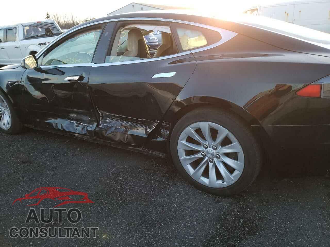 TESLA MODEL S 2016 - 5YJSA1E26GF171188
