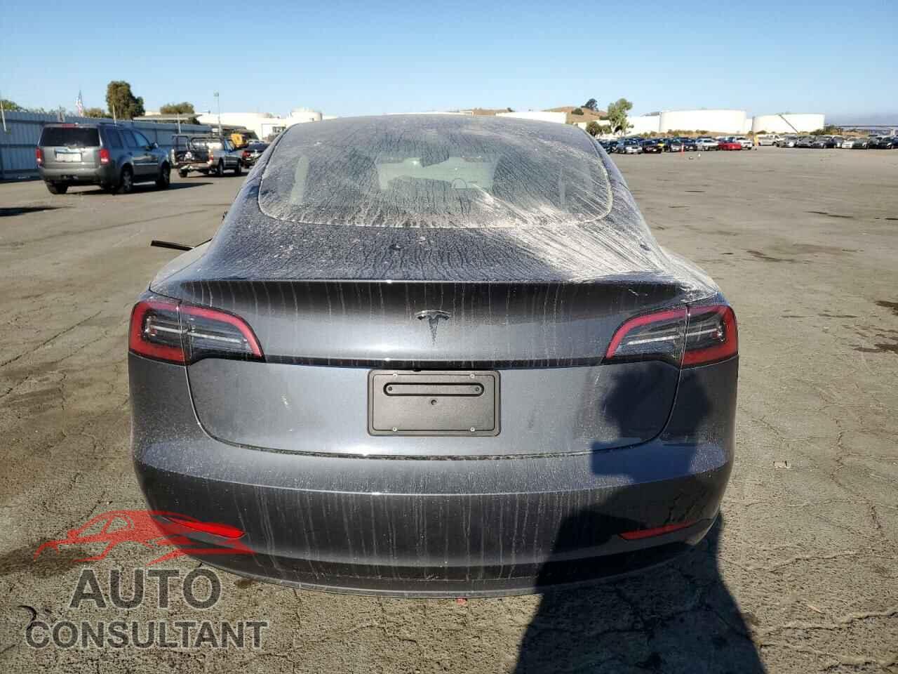 TESLA MODEL 3 2023 - 5YJ3E1EA9PF701895