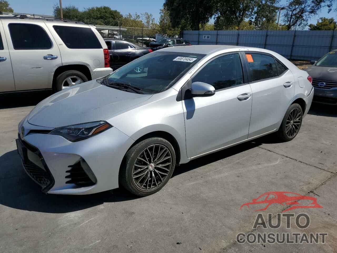 TOYOTA COROLLA 2018 - 2T1BURHE7JC064156