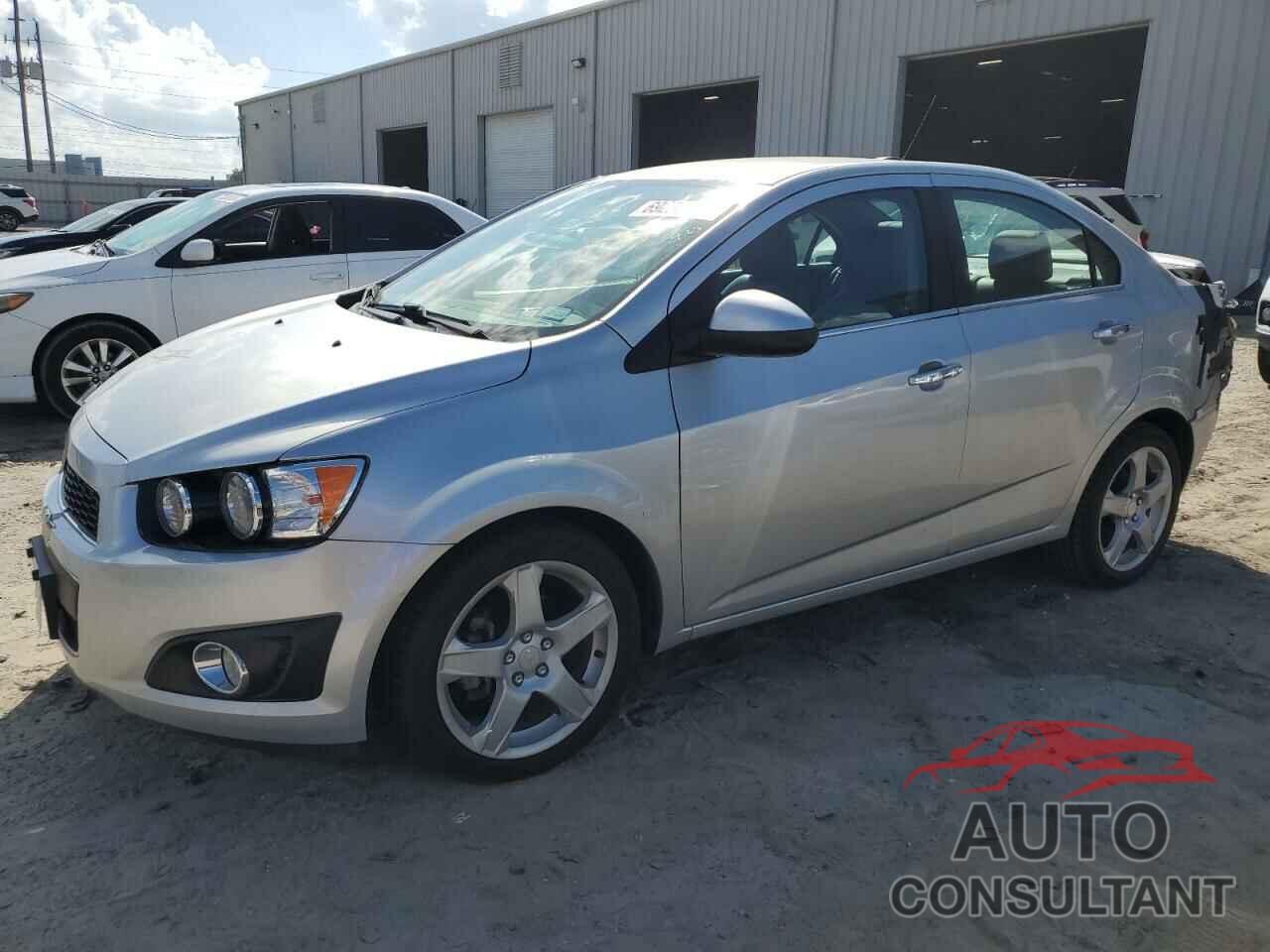 CHEVROLET SONIC 2016 - 1G1JE5SB4G4139500