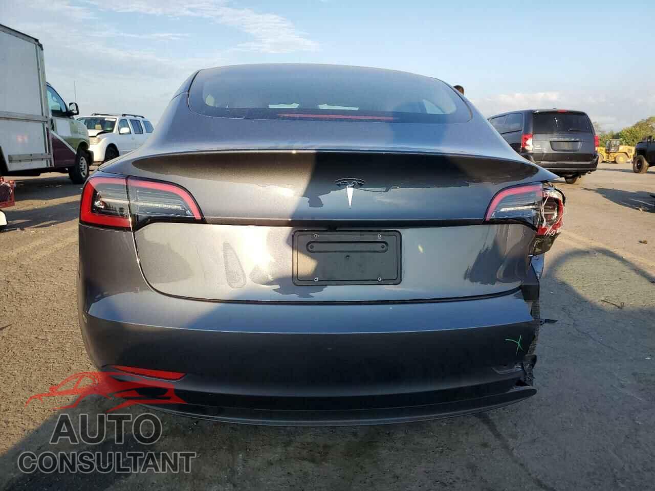 TESLA MODEL 3 2023 - 5YJ3E1EA4PF665789