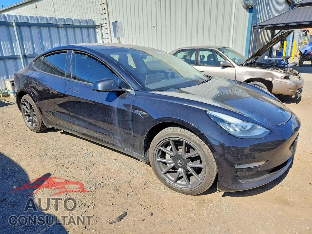 TESLA MODEL 3 2018 - 5YJ3E1EBXJF110250