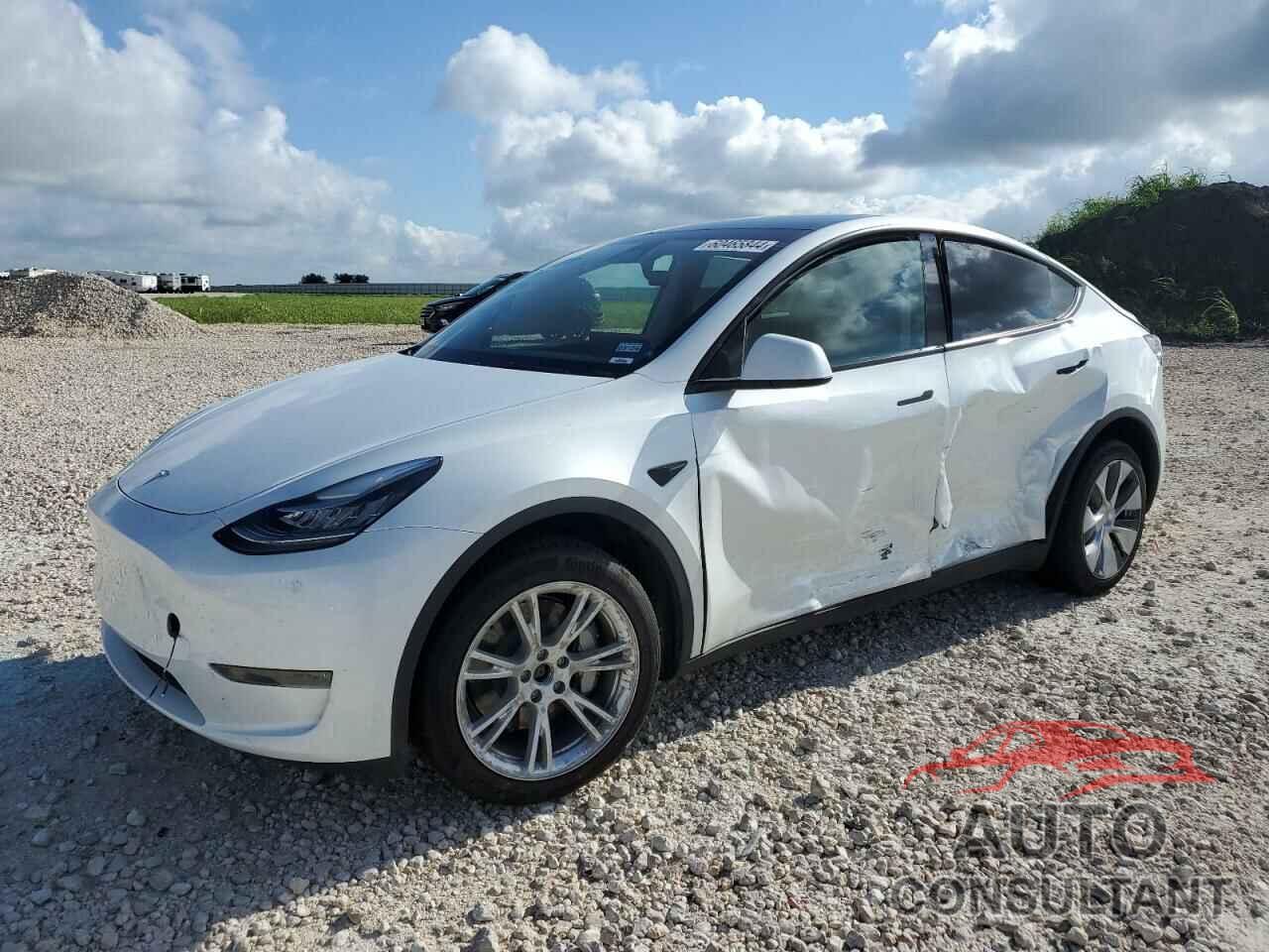 TESLA MODEL Y 2023 - 7SAYGDEEXPA128641