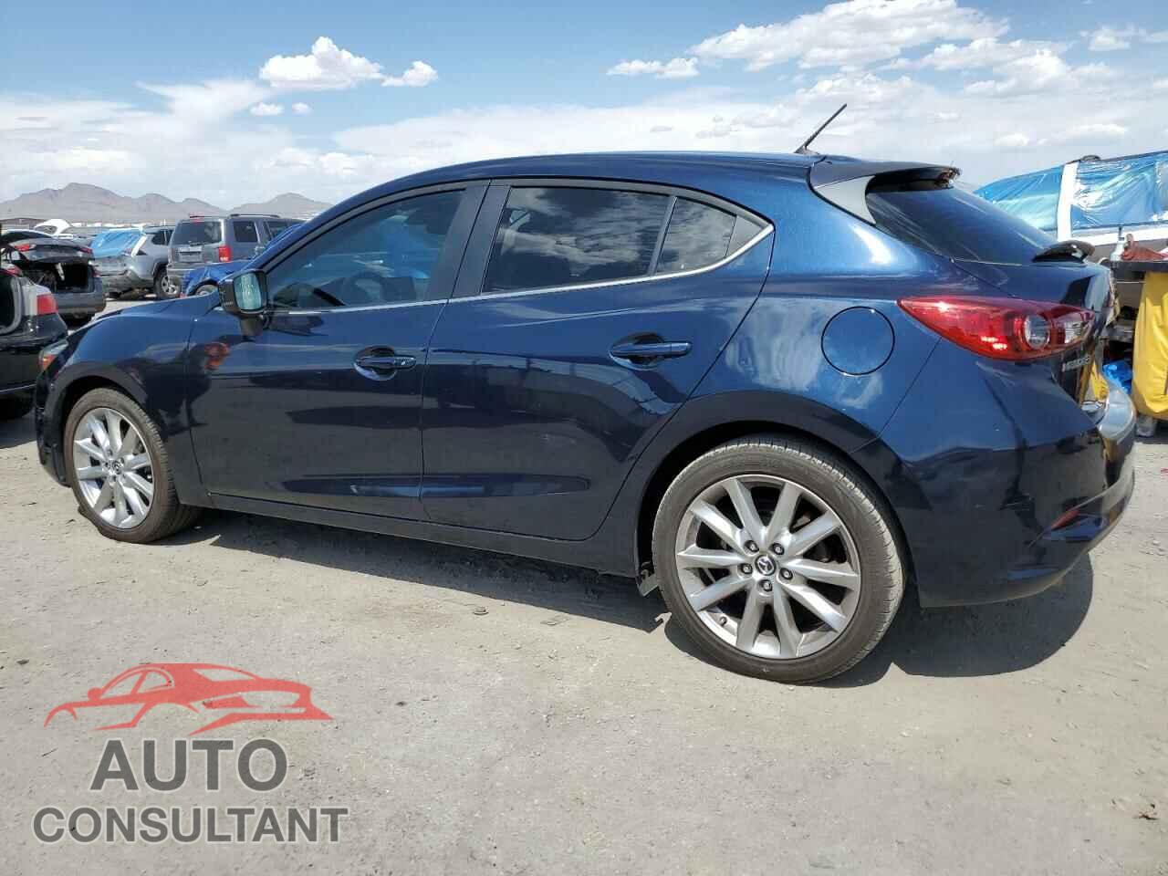 MAZDA 3 2017 - 3MZBN1L71HM149340
