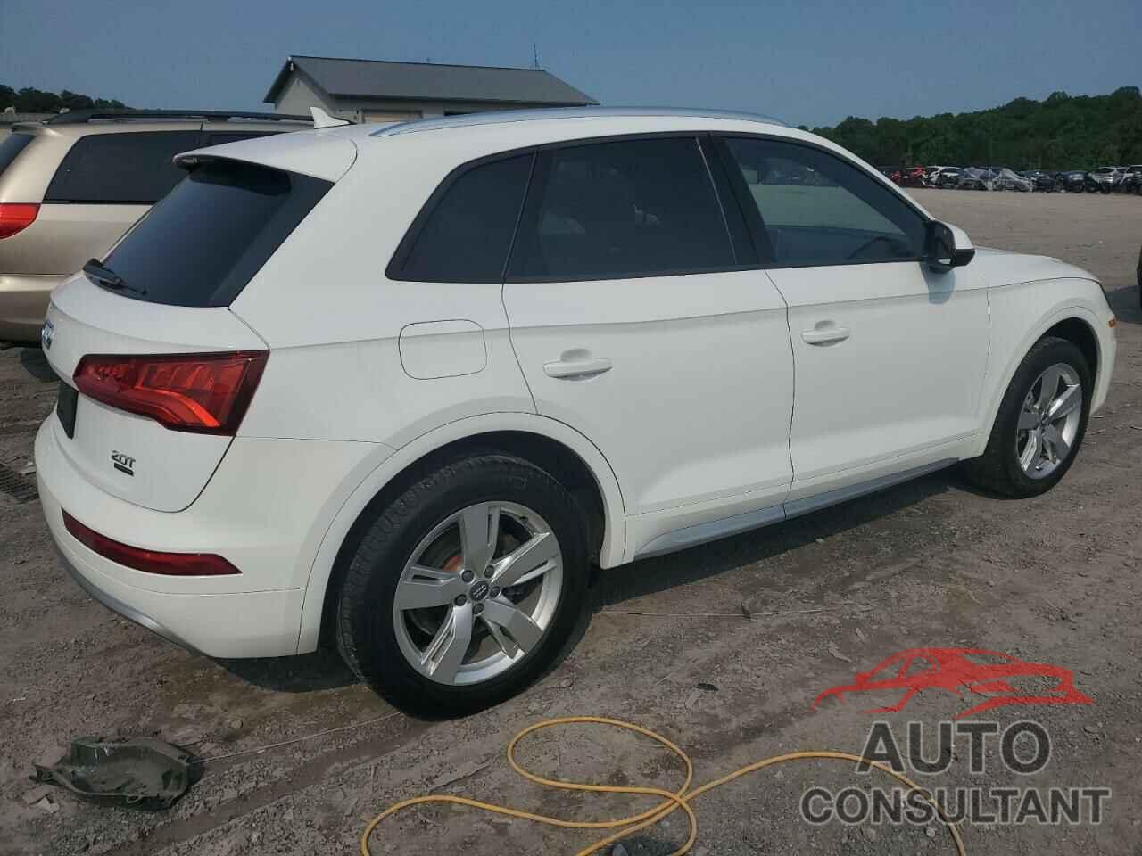 AUDI Q5 2018 - WA1ANAFY7J2215464