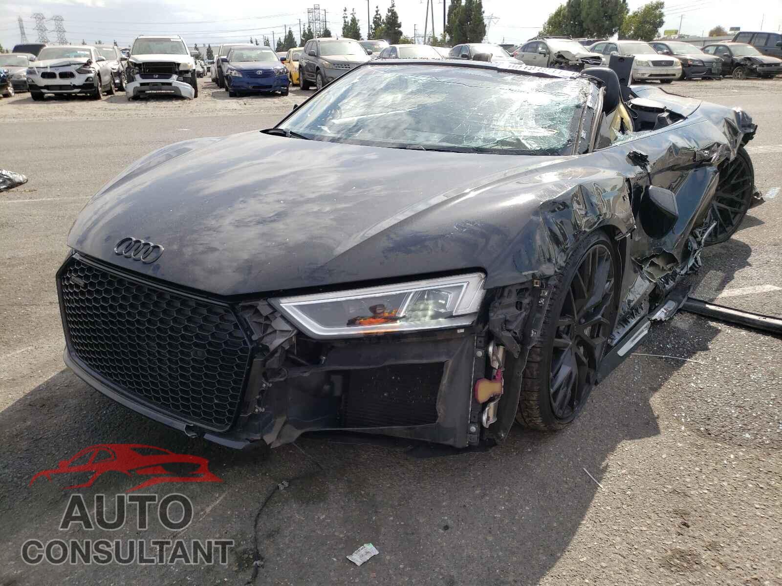AUDI R8 2017 - WUAVACFX2H7904642