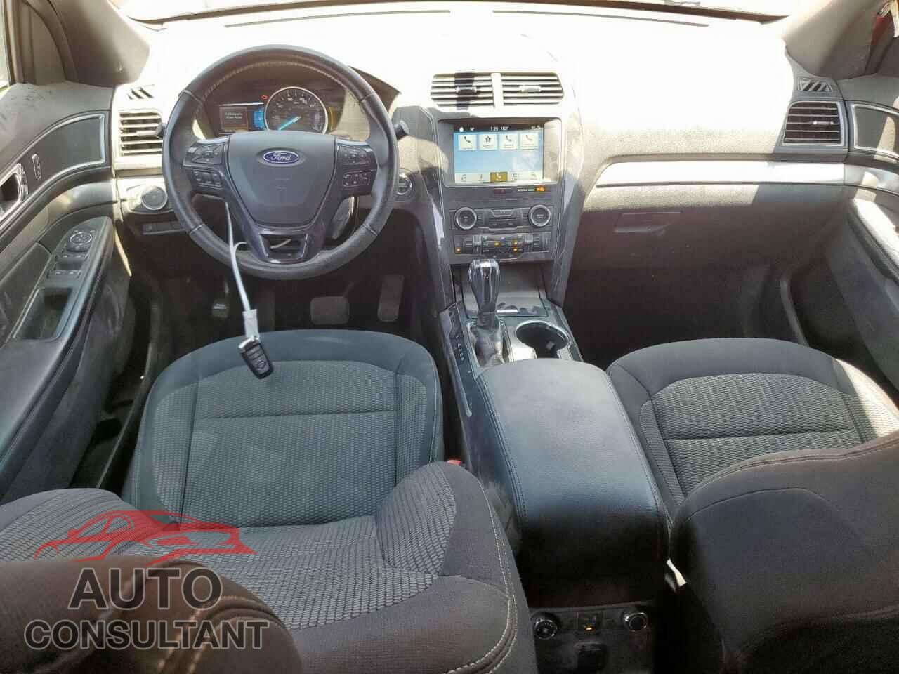 FORD EXPLORER 2018 - 1FM5K7D80JGB78097