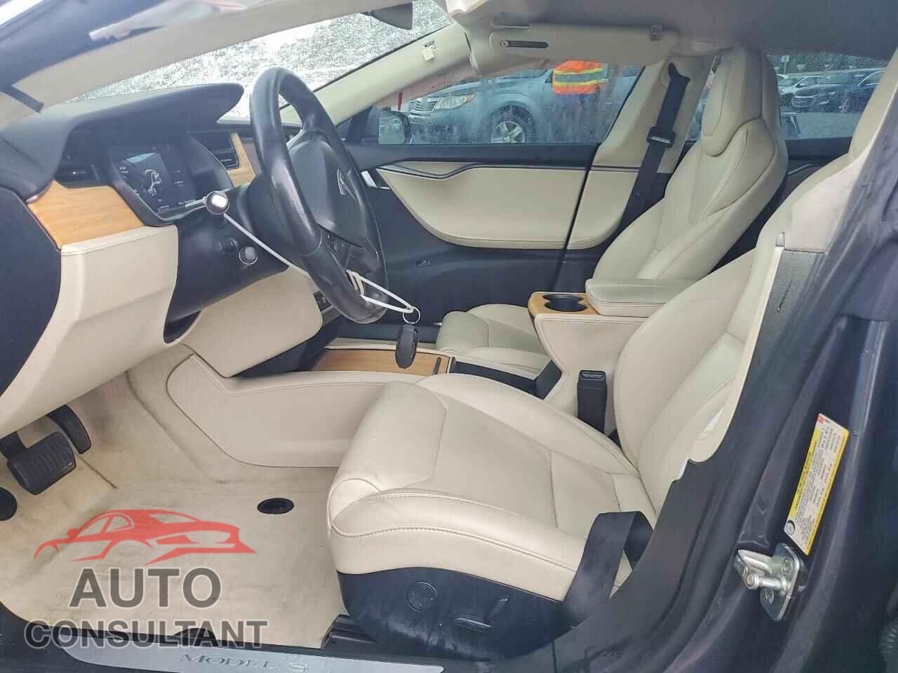 TESLA MODEL S 2018 - 5YJSA1E22JF283977