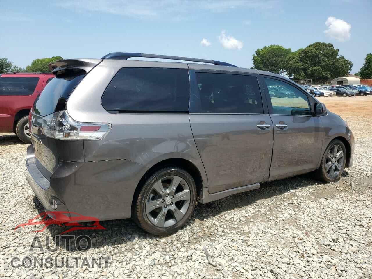 TOYOTA SIENNA 2016 - 5TDXK3DC4GS720388