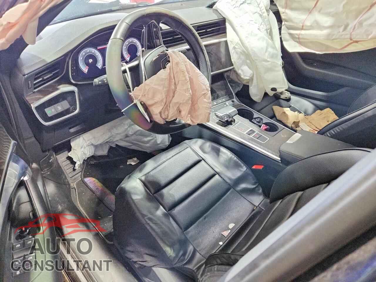 AUDI A6 2021 - WAUD8AF28MN041992