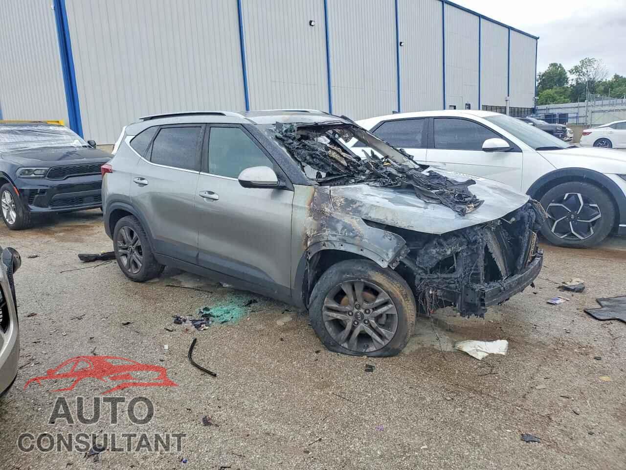 KIA SELTOS 2021 - KNDEU2AA5M7128132