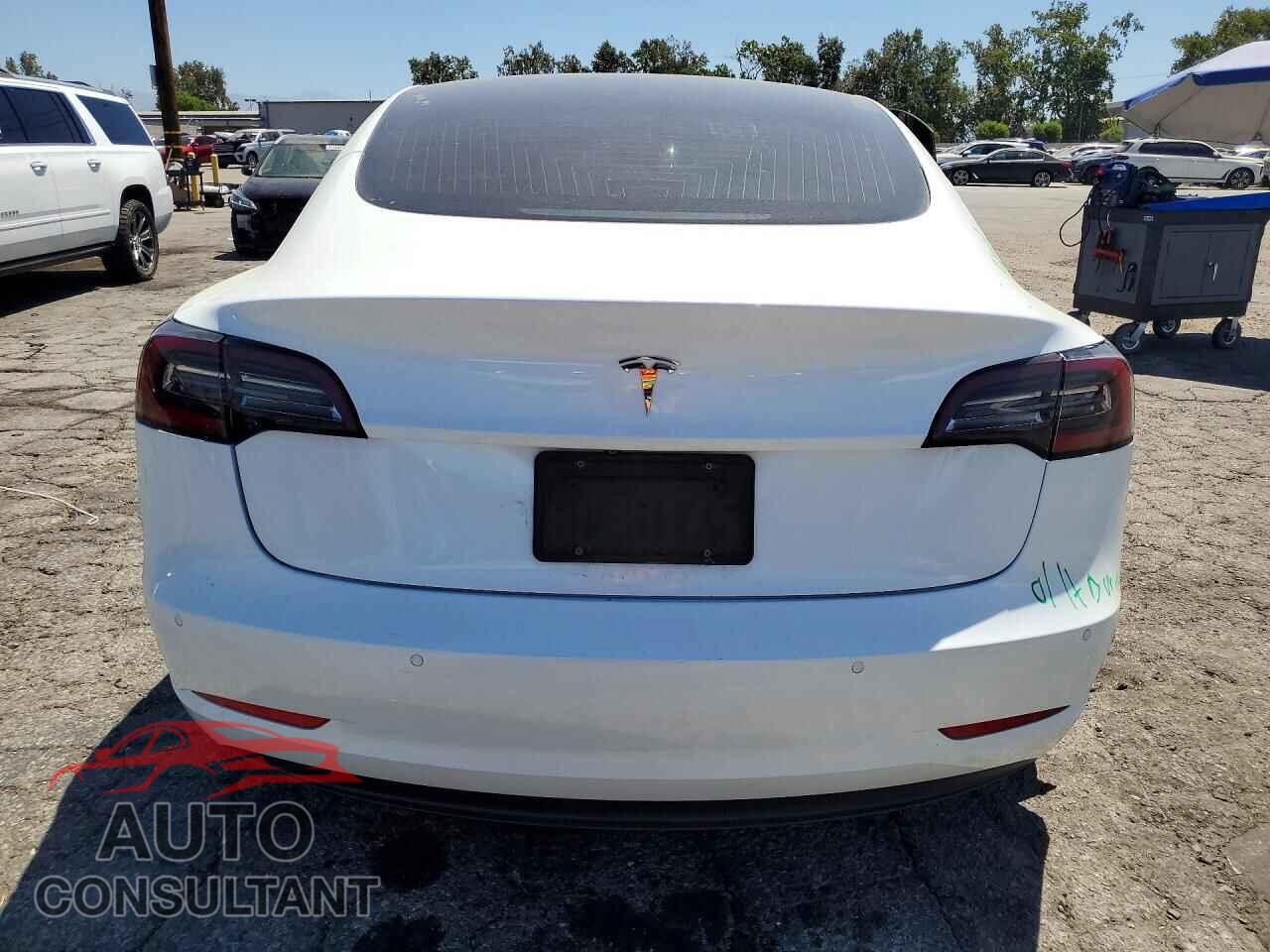 TESLA MODEL 3 2019 - 5YJ3E1EA3KF437923