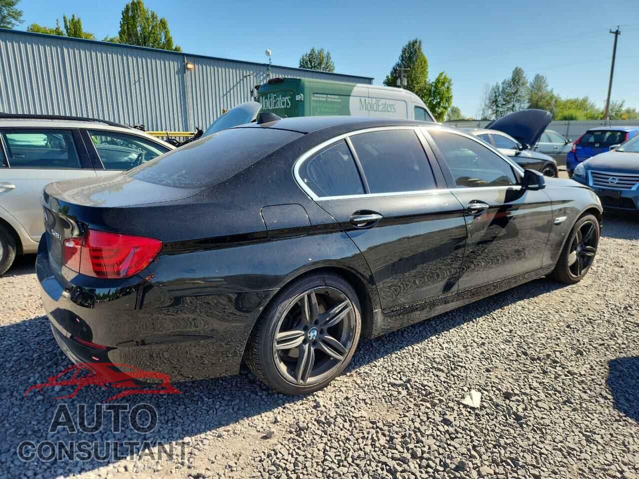 BMW 5 SERIES 2011 - WBAFR1C55BC260454
