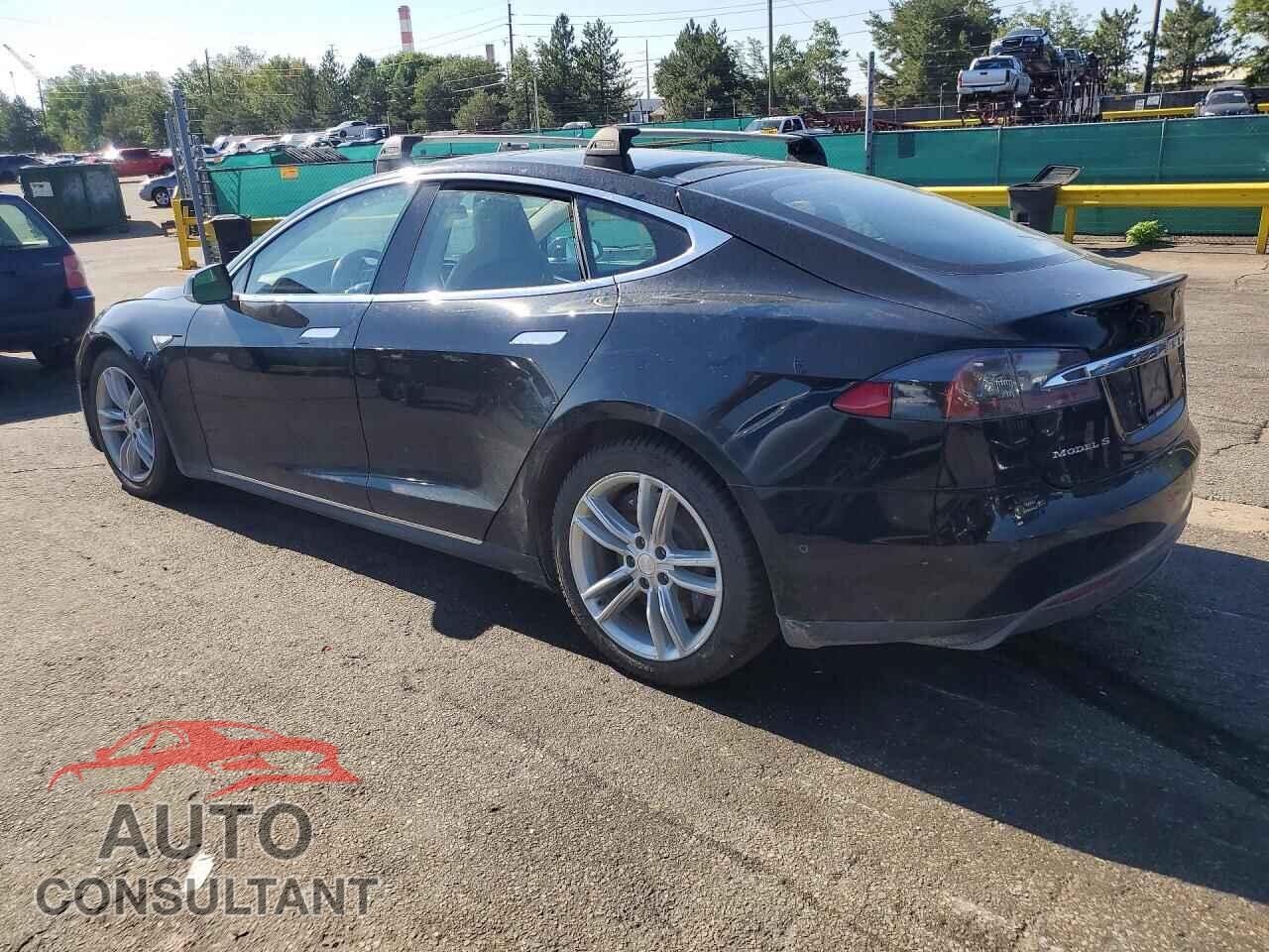 TESLA MODEL S 2015 - 5YJSA1E25FF112714