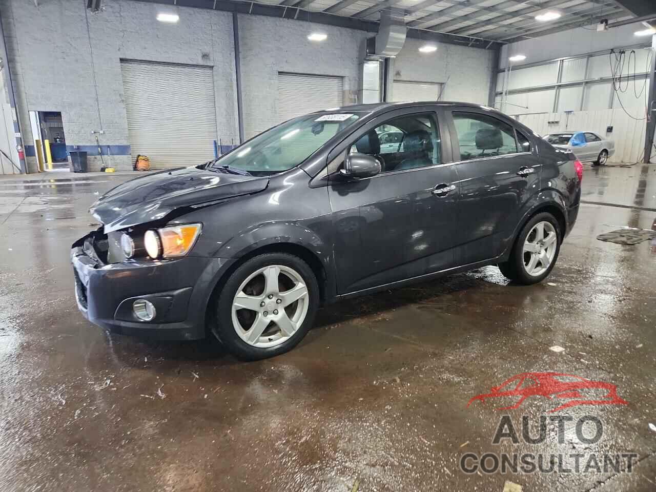 CHEVROLET SONIC 2016 - 1G1JE5SB5G4154443