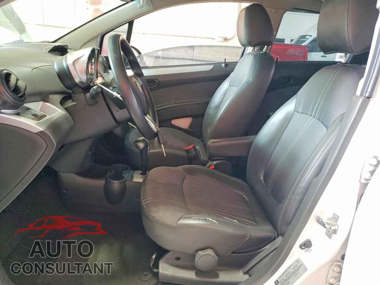 CHEVROLET SPARK 2015 - KL8CB6S96FC737953