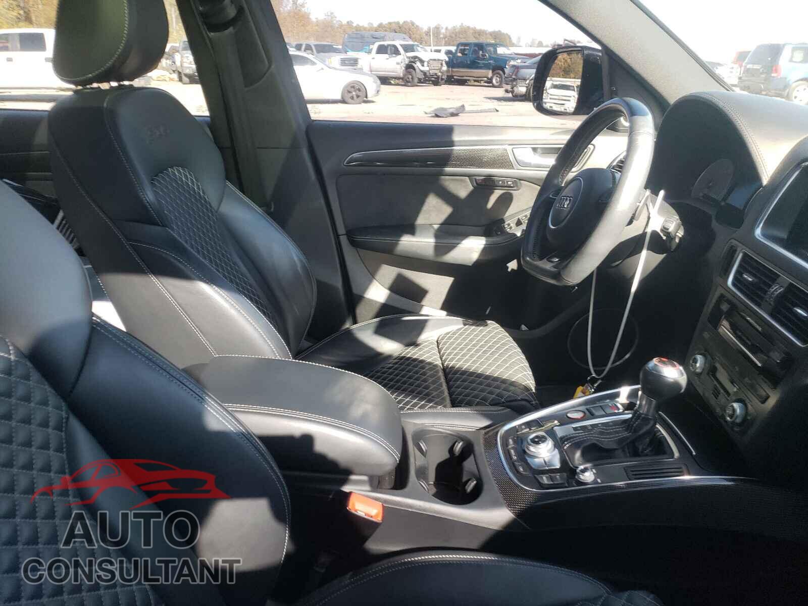 AUDI SQ5 2017 - WA1CCAFP3HA042290