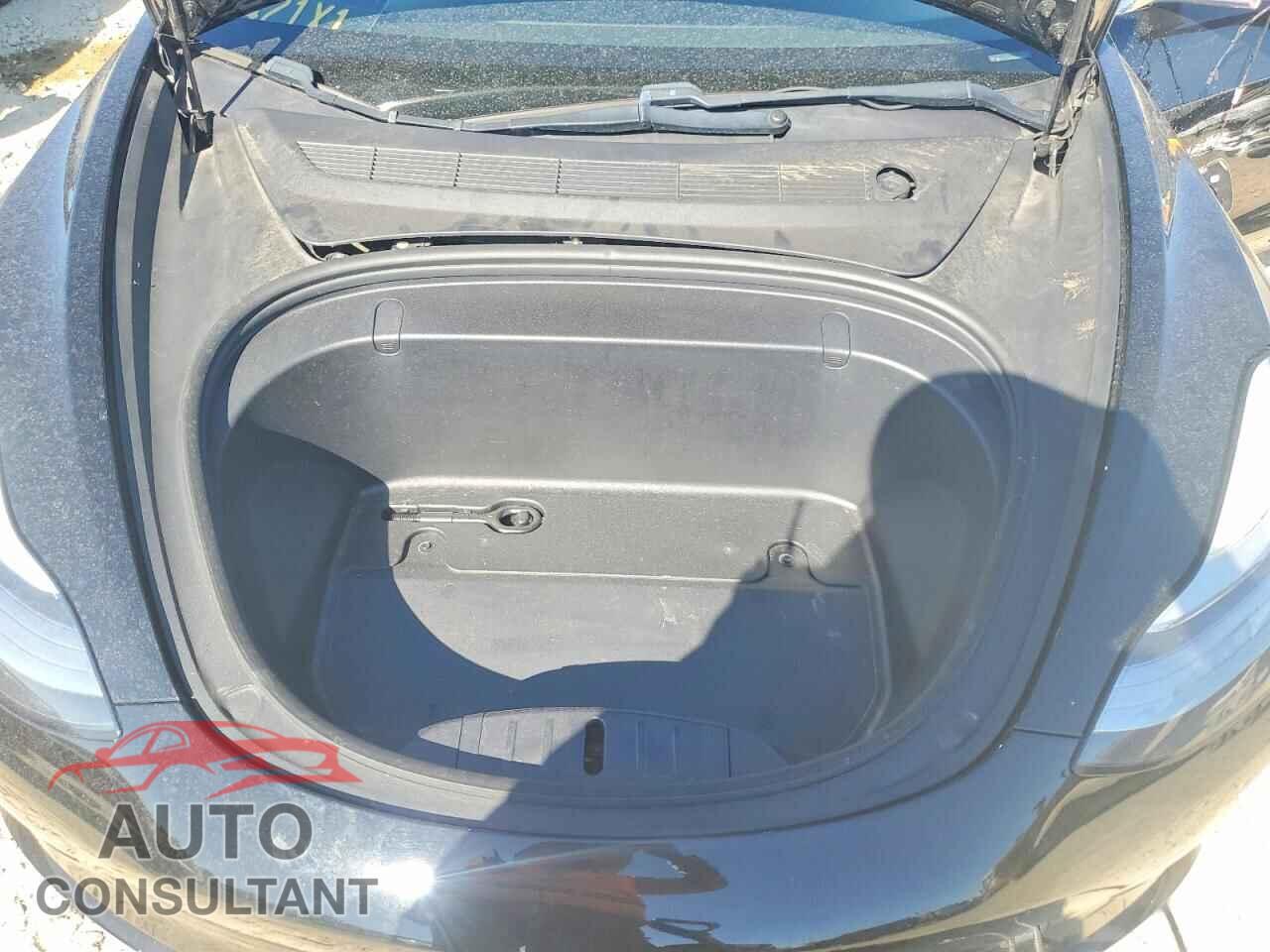 TESLA MODEL 3 2019 - 5YJ3E1EA6KF409985